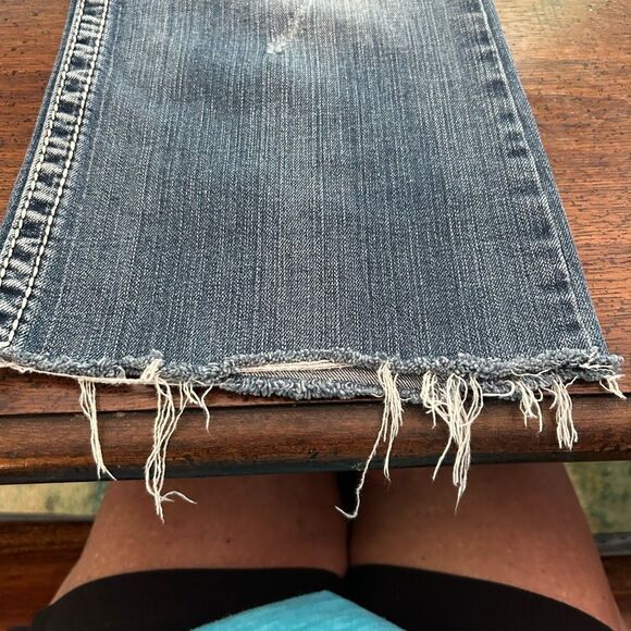 Silver Jeans Grunge Blue Tuesday Bootcut 40/24 Distressed - Picture 10 of 10